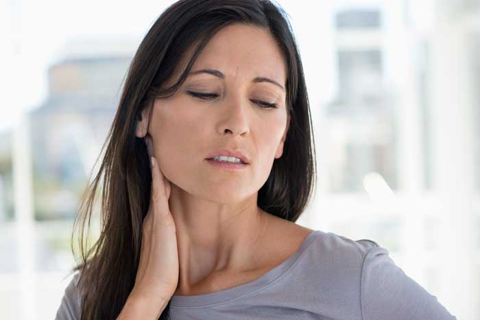 Причины и лечение боли в шее